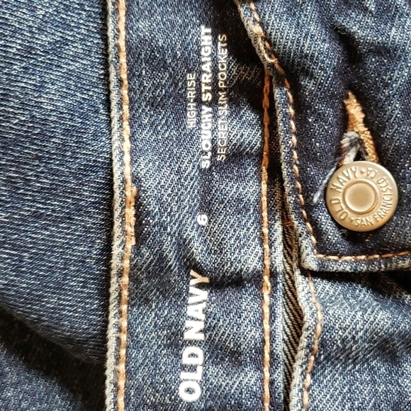 Old Navy High-Rise Slouchy Straight Cropped Jeans - Size 6 - Picture 7 of 11